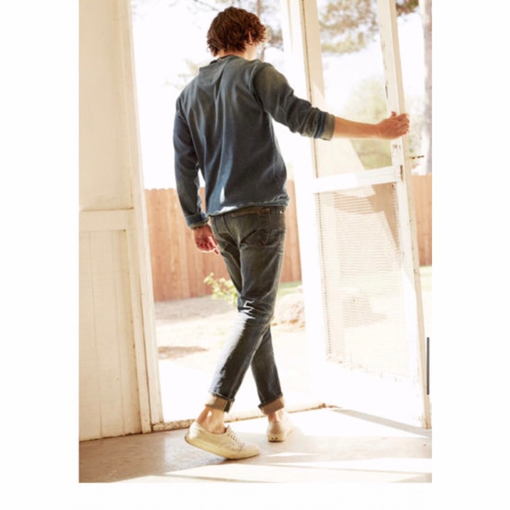 *CURRENT/ELLIOTT* Relaxed Distressed Jeans - Picture 4 of 11